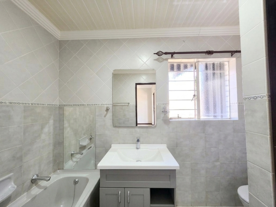 3 Bedroom Property for Sale in Bloubosrand Gauteng