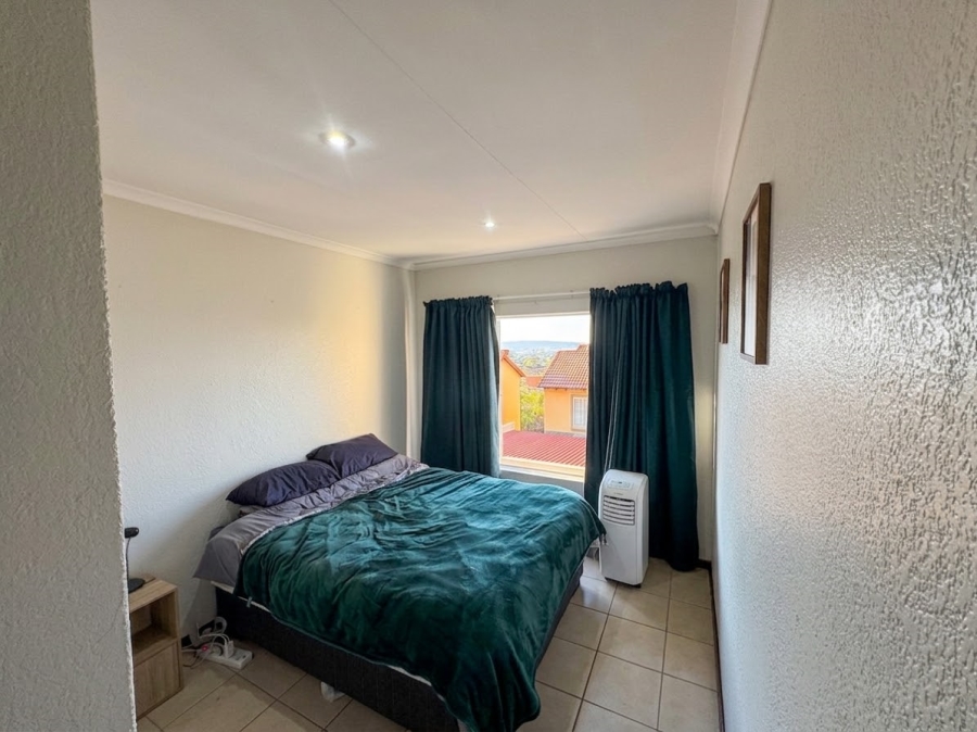 To Let 1 Bedroom Property for Rent in La Montagne Gauteng