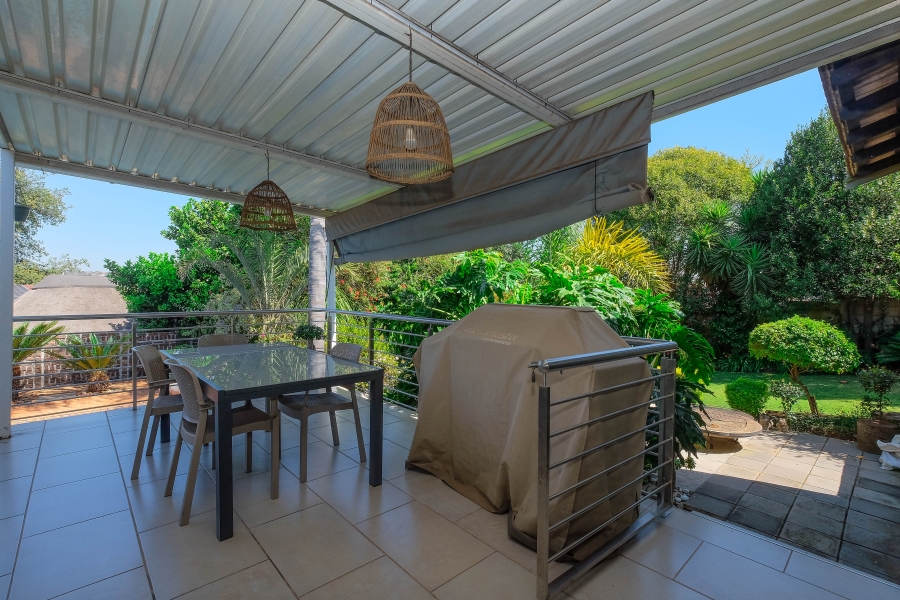 4 Bedroom Property for Sale in Roodekrans Gauteng