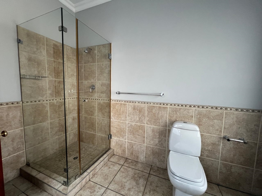 5 Bedroom Property for Sale in Houghton Estate Gauteng