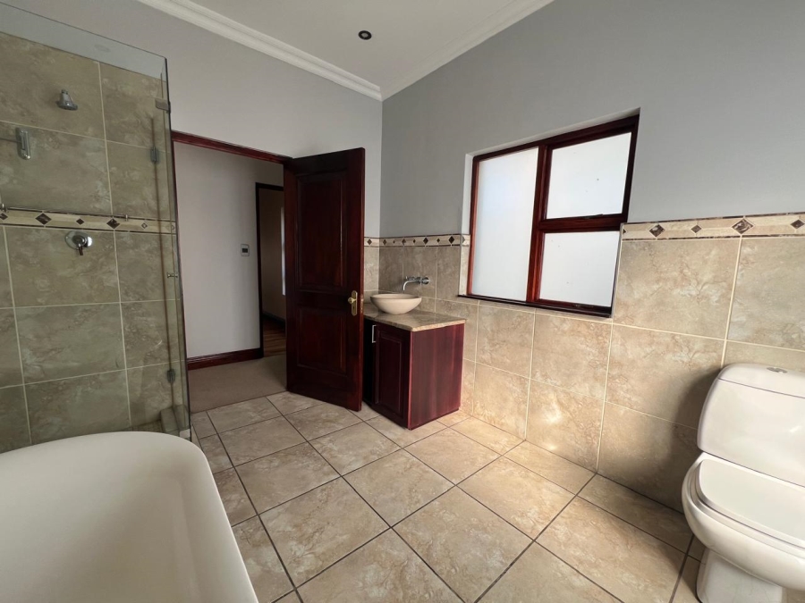 5 Bedroom Property for Sale in Houghton Estate Gauteng