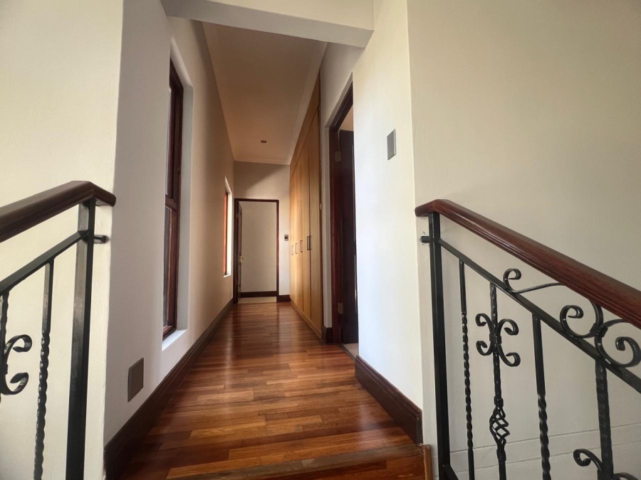5 Bedroom Property for Sale in Houghton Estate Gauteng