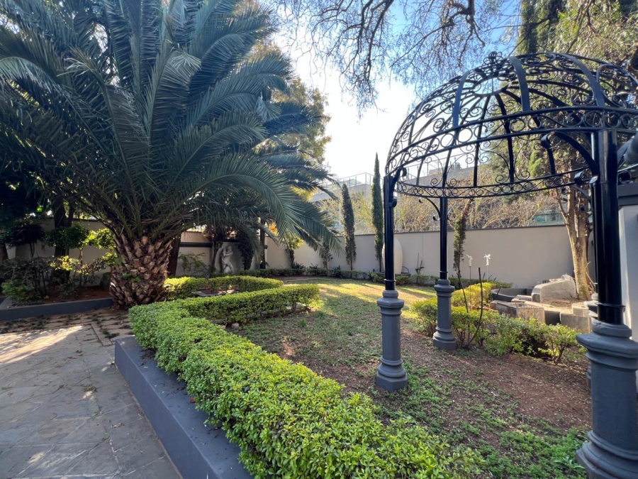 5 Bedroom Property for Sale in Houghton Estate Gauteng