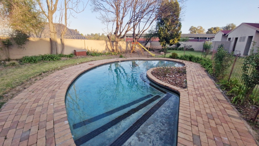 3 Bedroom Property for Sale in Lyndhurst Gauteng
