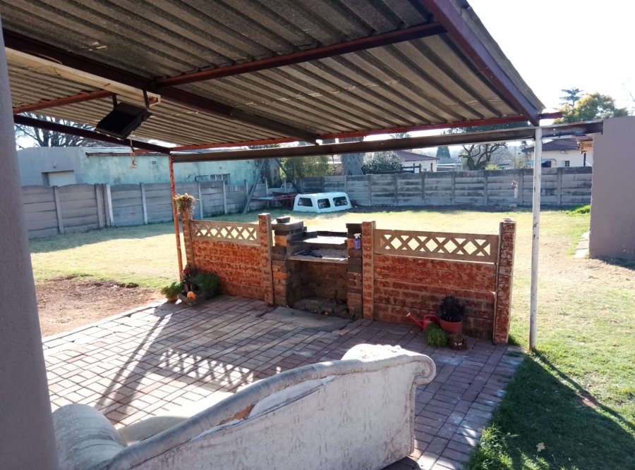 3 Bedroom Property for Sale in Selection Park Gauteng