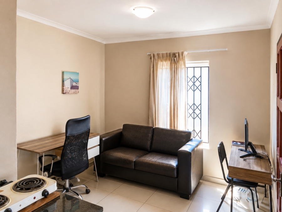 2 Bedroom Property for Sale in Clayville Gauteng