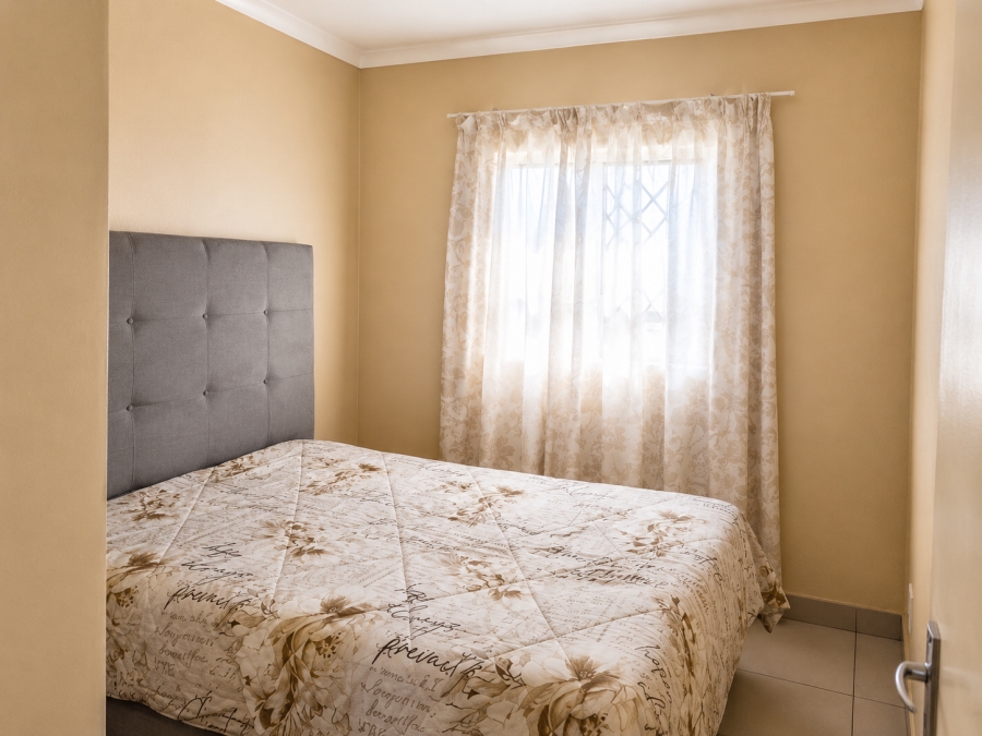 2 Bedroom Property for Sale in Clayville Gauteng