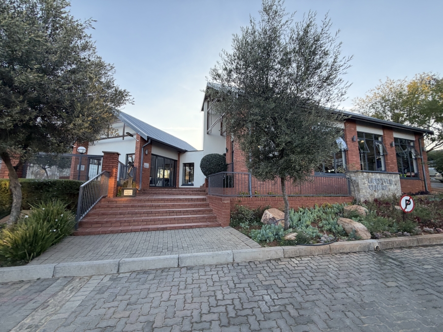 3 Bedroom Property for Sale in Oakdene Gauteng