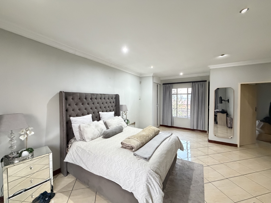 To Let 3 Bedroom Property for Rent in New Market Gauteng