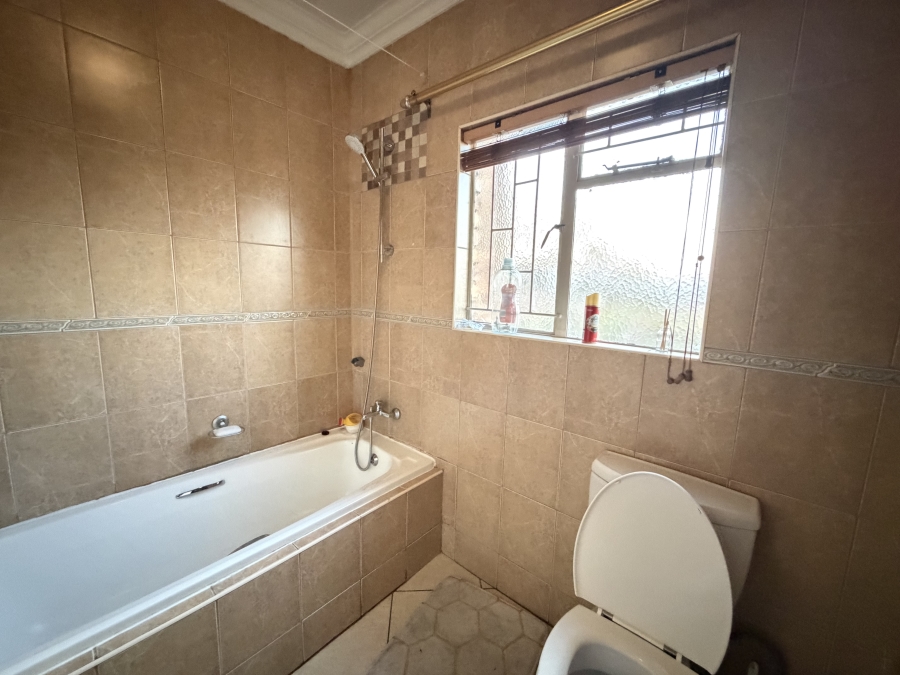 To Let 3 Bedroom Property for Rent in New Market Gauteng