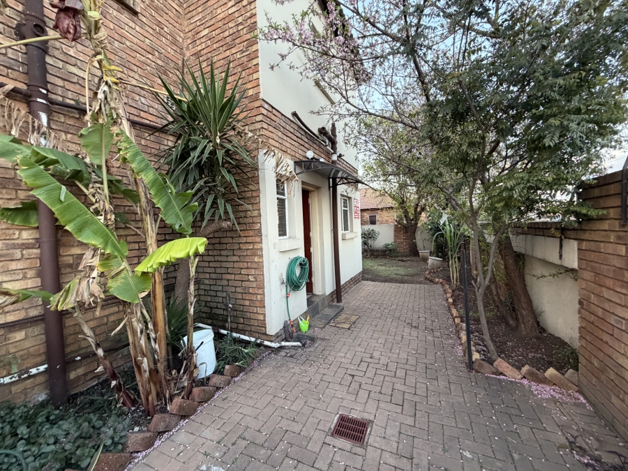 To Let 3 Bedroom Property for Rent in New Market Gauteng