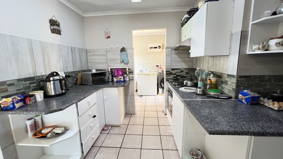 4 Bedroom Property for Sale in Randgate Gauteng