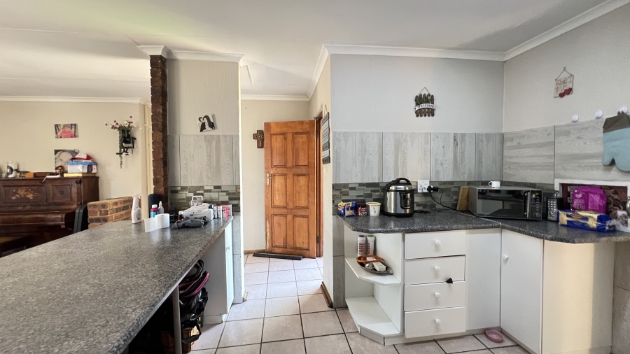 4 Bedroom Property for Sale in Randgate Gauteng