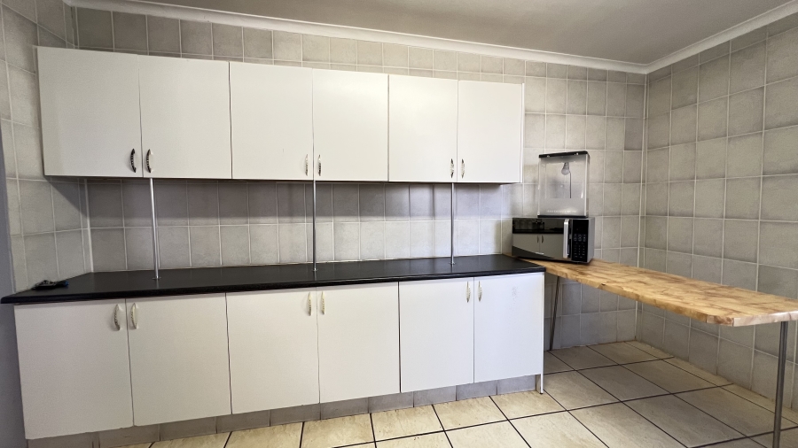 3 Bedroom Property for Sale in Greenhills Gauteng