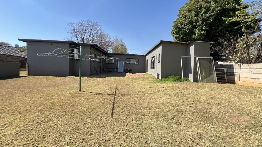 3 Bedroom Property for Sale in Greenhills Gauteng