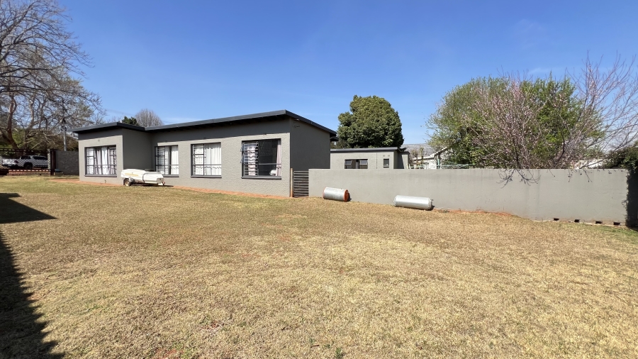 3 Bedroom Property for Sale in Greenhills Gauteng