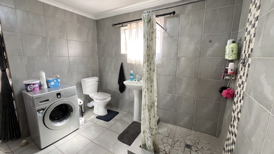 4 Bedroom Property for Sale in Krugersdorp West Gauteng