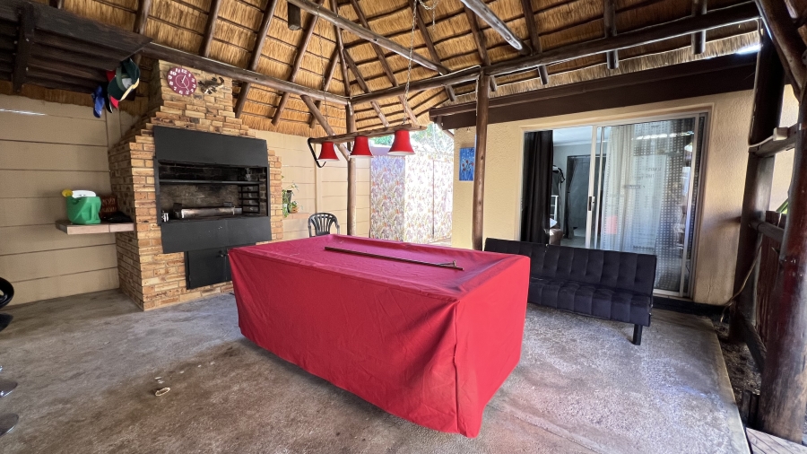 4 Bedroom Property for Sale in Krugersdorp West Gauteng