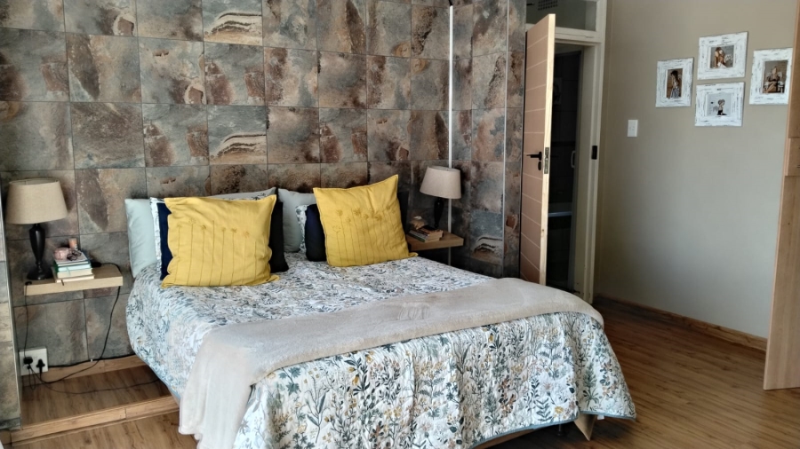 3 Bedroom Property for Sale in Rangeview Gauteng