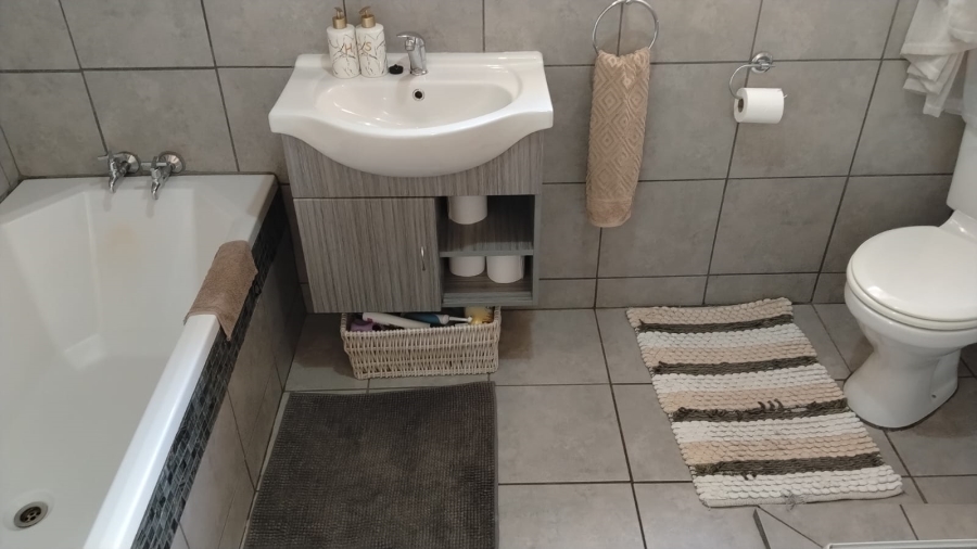 3 Bedroom Property for Sale in Rangeview Gauteng