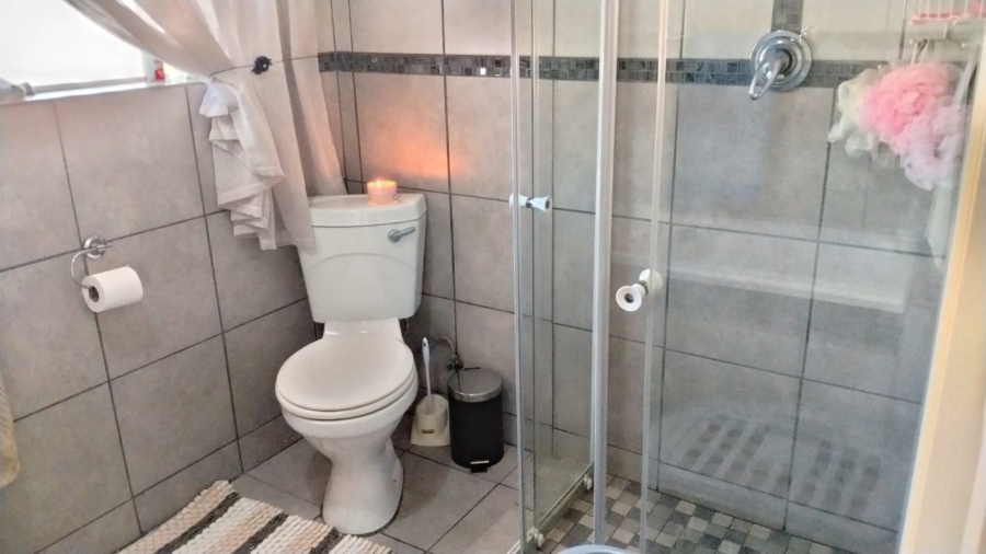 3 Bedroom Property for Sale in Rangeview Gauteng