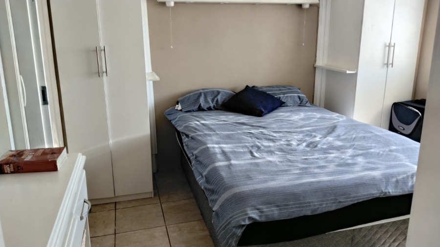 3 Bedroom Property for Sale in Rangeview Gauteng