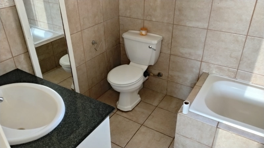 3 Bedroom Property for Sale in Rangeview Gauteng