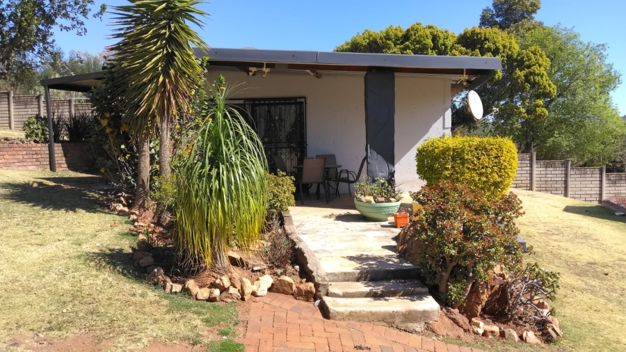 3 Bedroom Property for Sale in Rangeview Gauteng