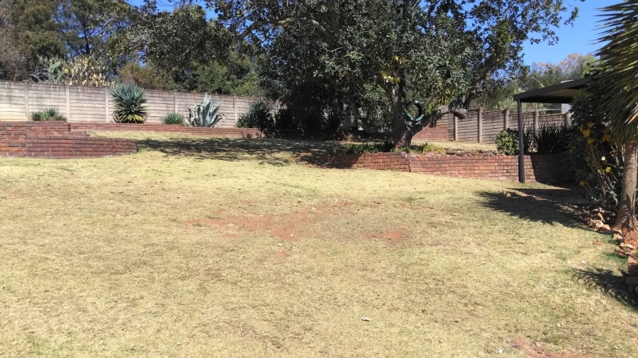 3 Bedroom Property for Sale in Rangeview Gauteng