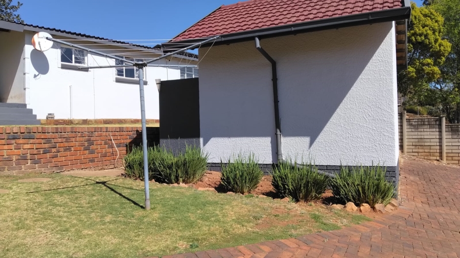 3 Bedroom Property for Sale in Rangeview Gauteng