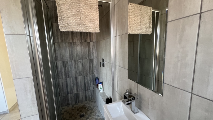 3 Bedroom Property for Sale in Wilgeheuwel Gauteng