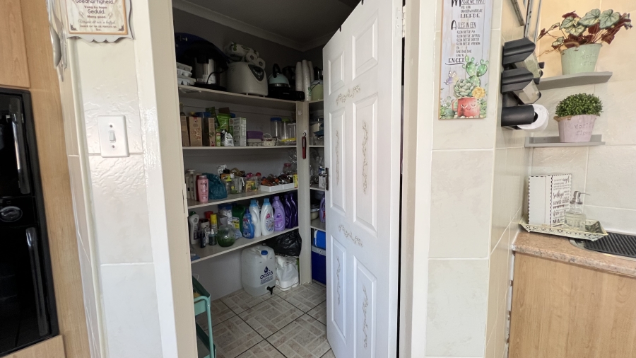 3 Bedroom Property for Sale in Greenhills Gauteng