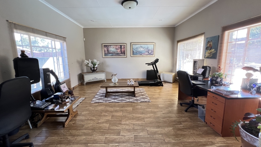 3 Bedroom Property for Sale in Greenhills Gauteng
