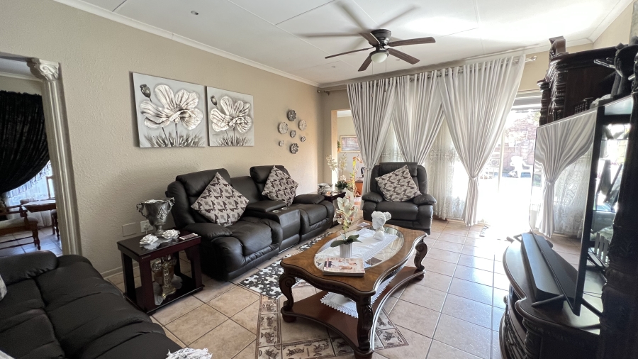 3 Bedroom Property for Sale in Greenhills Gauteng