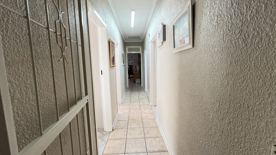 3 Bedroom Property for Sale in Greenhills Gauteng