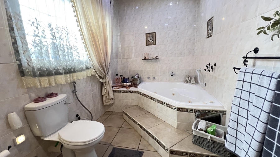 3 Bedroom Property for Sale in Greenhills Gauteng