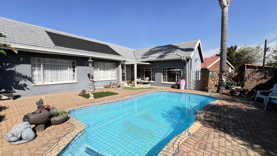 3 Bedroom Property for Sale in Greenhills Gauteng