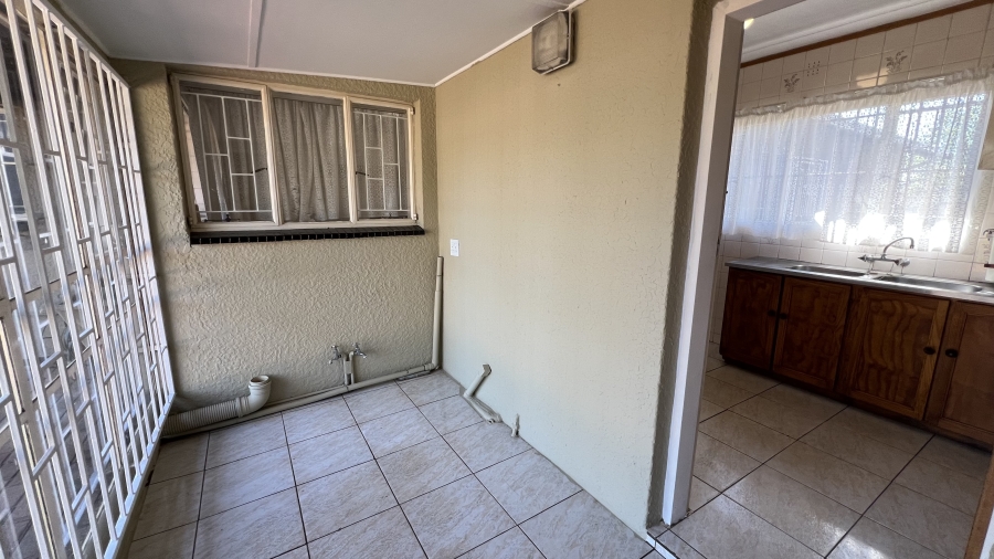 3 Bedroom Property for Sale in Helikonpark Gauteng