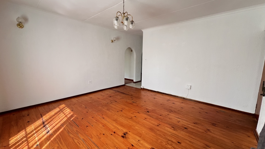 3 Bedroom Property for Sale in Helikonpark Gauteng