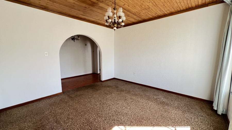 3 Bedroom Property for Sale in Helikonpark Gauteng