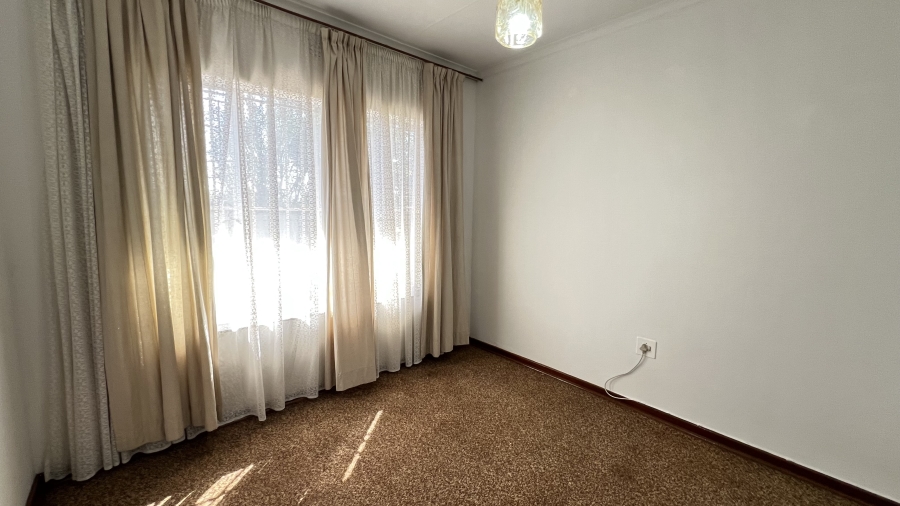 3 Bedroom Property for Sale in Helikonpark Gauteng
