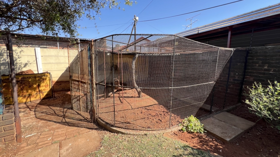 3 Bedroom Property for Sale in Helikonpark Gauteng