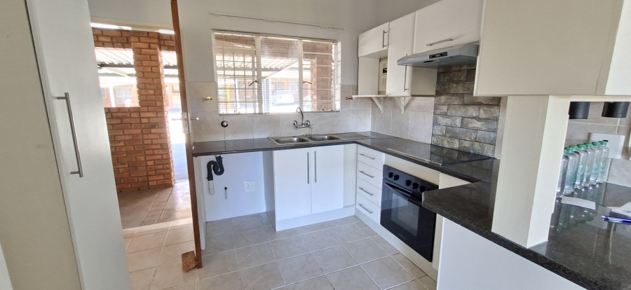 2 Bedroom Property for Sale in Wentworth Park Gauteng