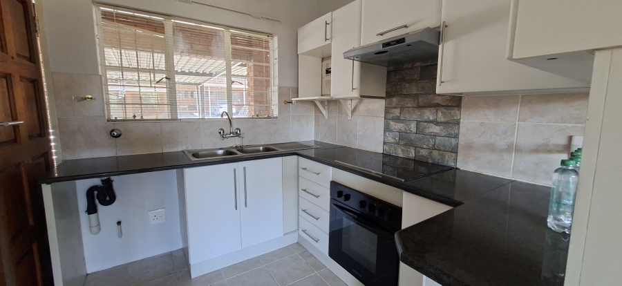 2 Bedroom Property for Sale in Wentworth Park Gauteng