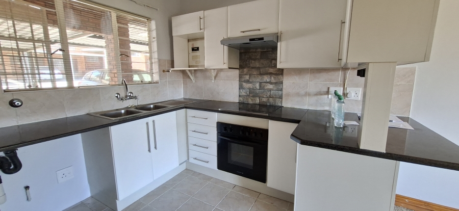 2 Bedroom Property for Sale in Wentworth Park Gauteng