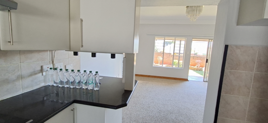 2 Bedroom Property for Sale in Wentworth Park Gauteng