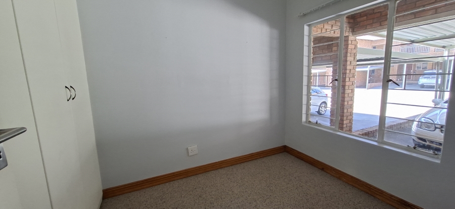 2 Bedroom Property for Sale in Wentworth Park Gauteng