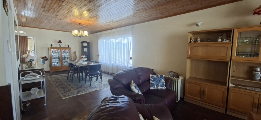 4 Bedroom Property for Sale in Wentworth Park Gauteng