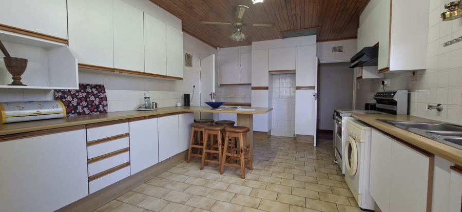 4 Bedroom Property for Sale in Wentworth Park Gauteng