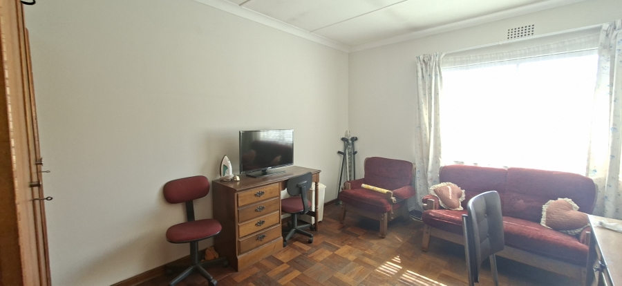 4 Bedroom Property for Sale in Wentworth Park Gauteng